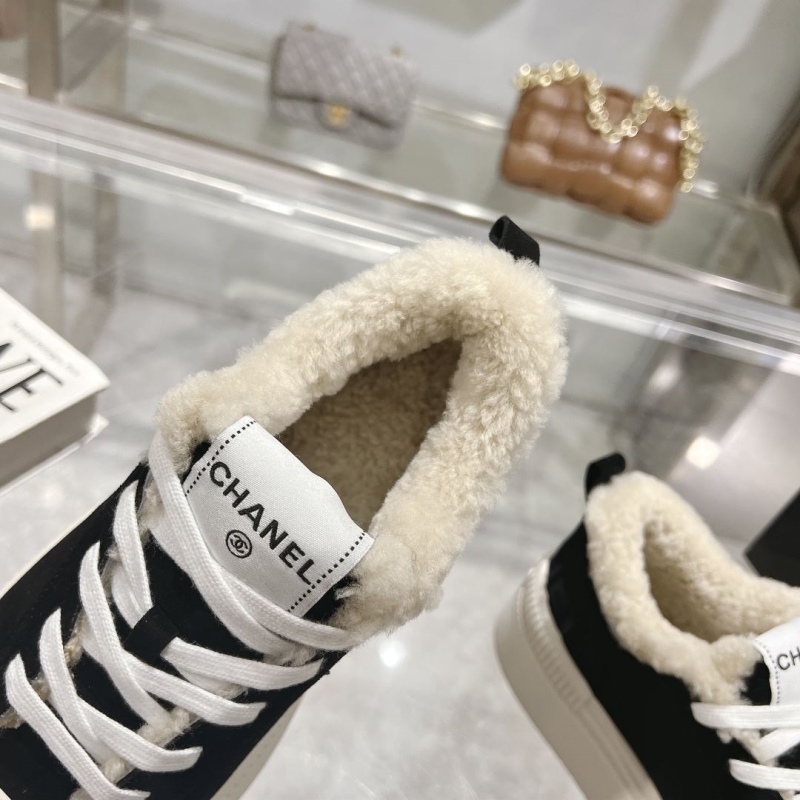 Ch**el sport shoes